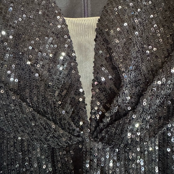 Ieena by Mac Duggar Size 16 NWT Black Sequin Elegant Dress. Size 16 - Picture 7 of 16